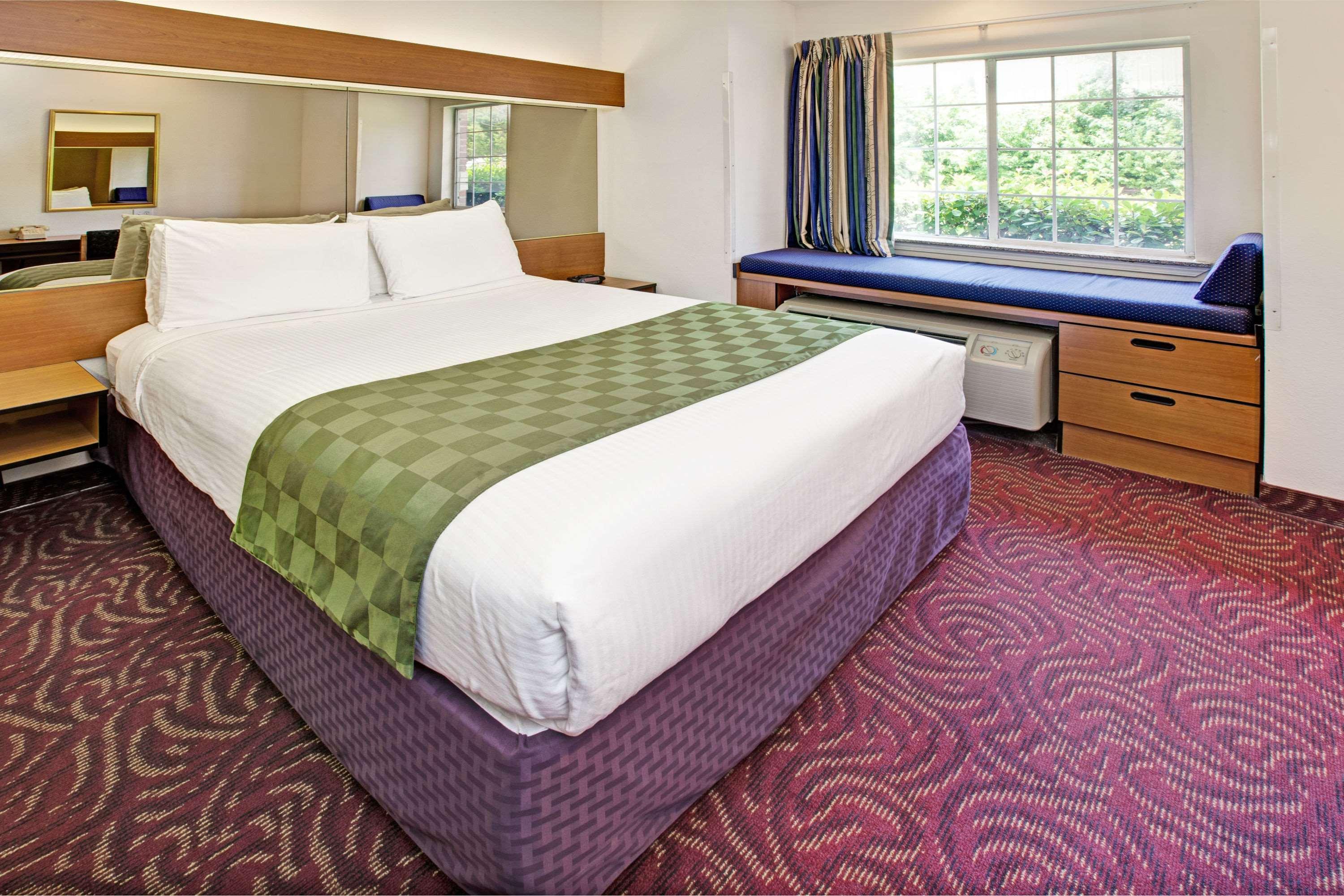 Econo Lodge Inn & Suites Mesquite - Dallas East Exterior photo