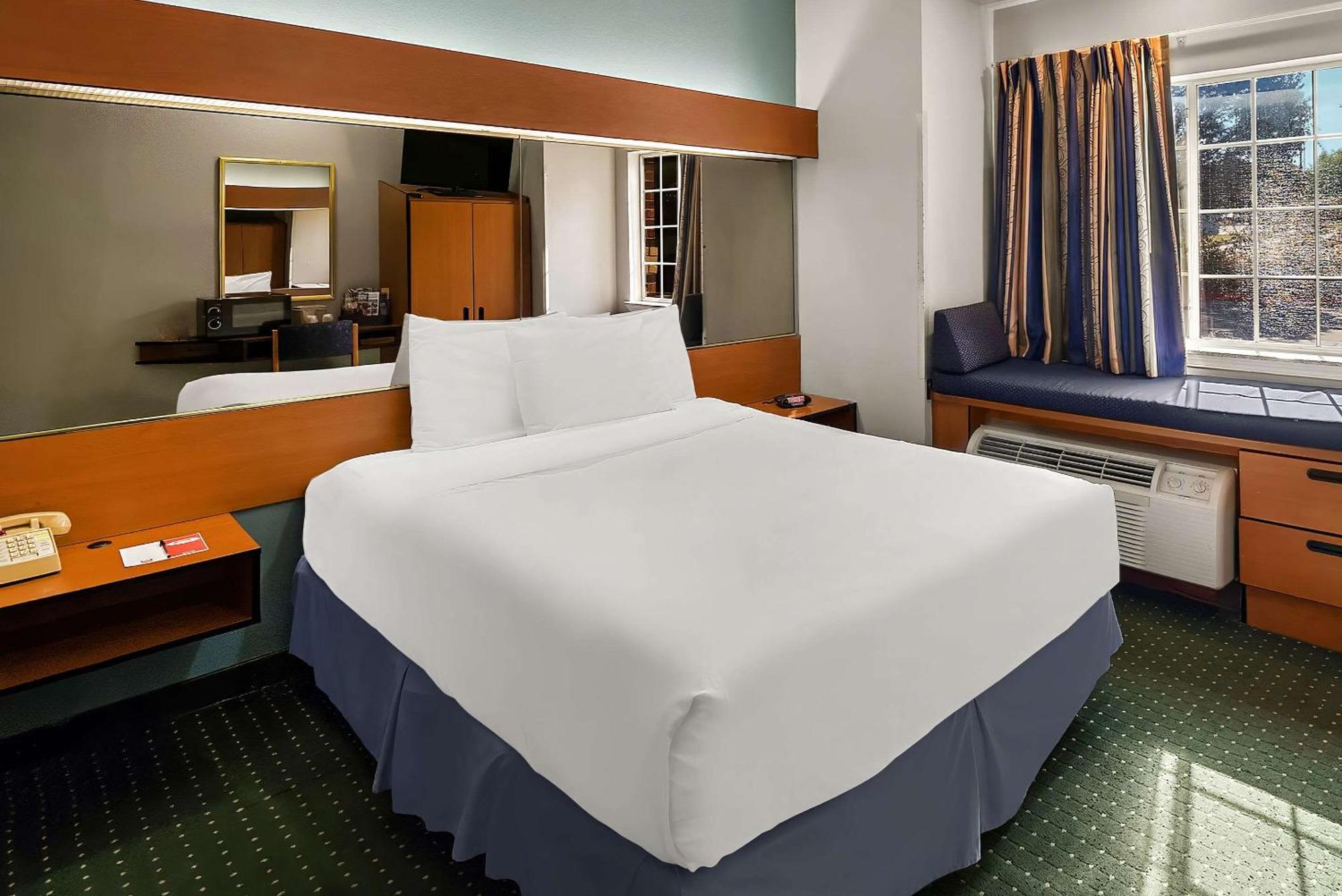 Econo Lodge Inn & Suites Mesquite - Dallas East Exterior photo